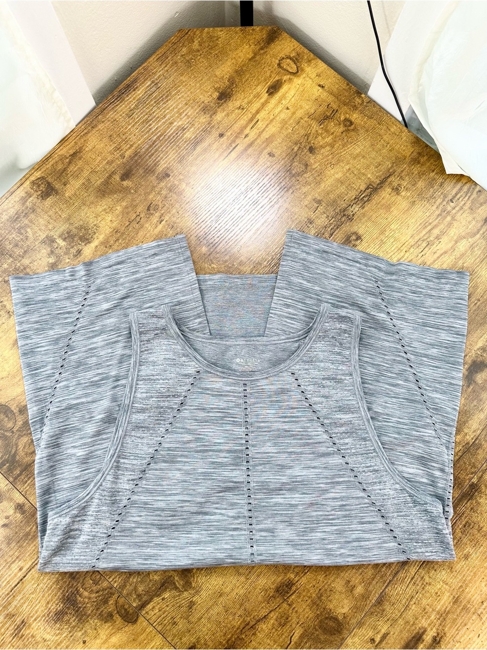 Athleta Foothill Seamless Split Back Tank Top, Heather Gray, Large - Picture 8 of 14